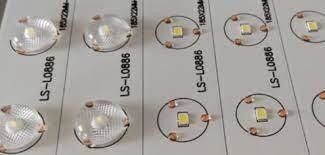 Máquina del montaje del tamaño 1200*500m m SMT Chip Mounter SMT del PWB para toda la iluminación del LED