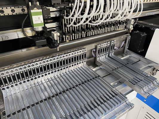 Rollo llevado de la luz de tira para rodar la selección del módulo de 25W CPH cuatro y la máquina del lugar