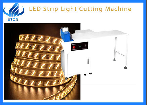 cortadora automática de tira de 1500mm*350mm*900m m LED en cadena de producción de la tira